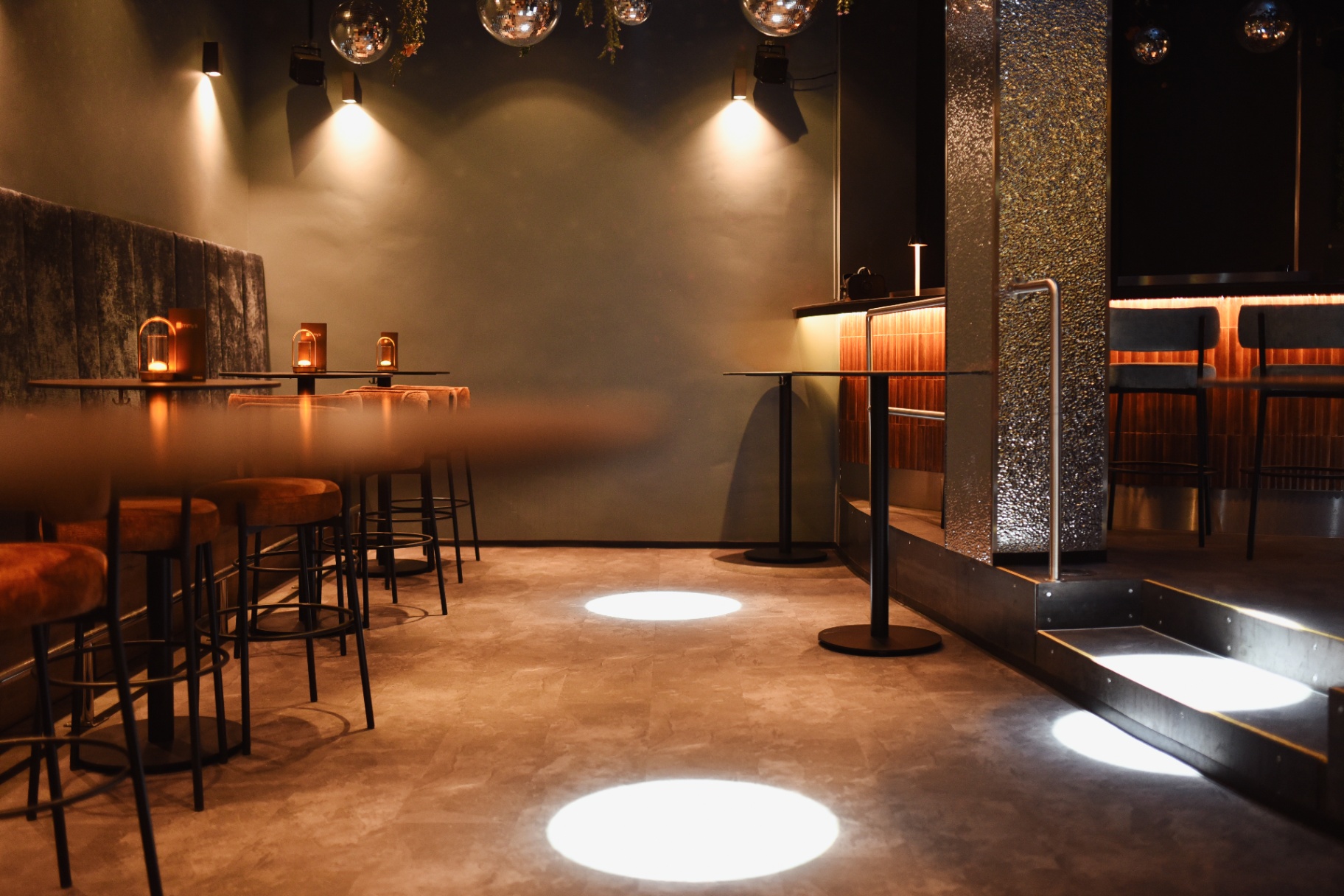 Quiet seating area with sculpted lighting